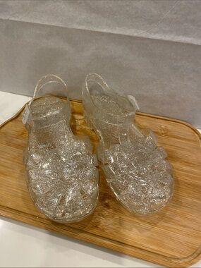 Vintage Style Kids Clear Glitter Jelly Sandals Basket Weave Fisherman Buckle